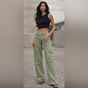 NWT Disclosure low rise wide leg cargo jeans 13/31